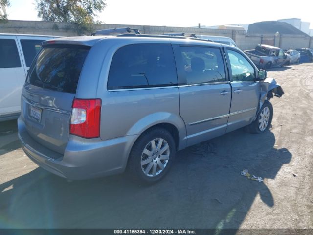 Photo 3 VIN: 2C4RC1BG0GR188971 - CHRYSLER TOWN AND COUNTRY 