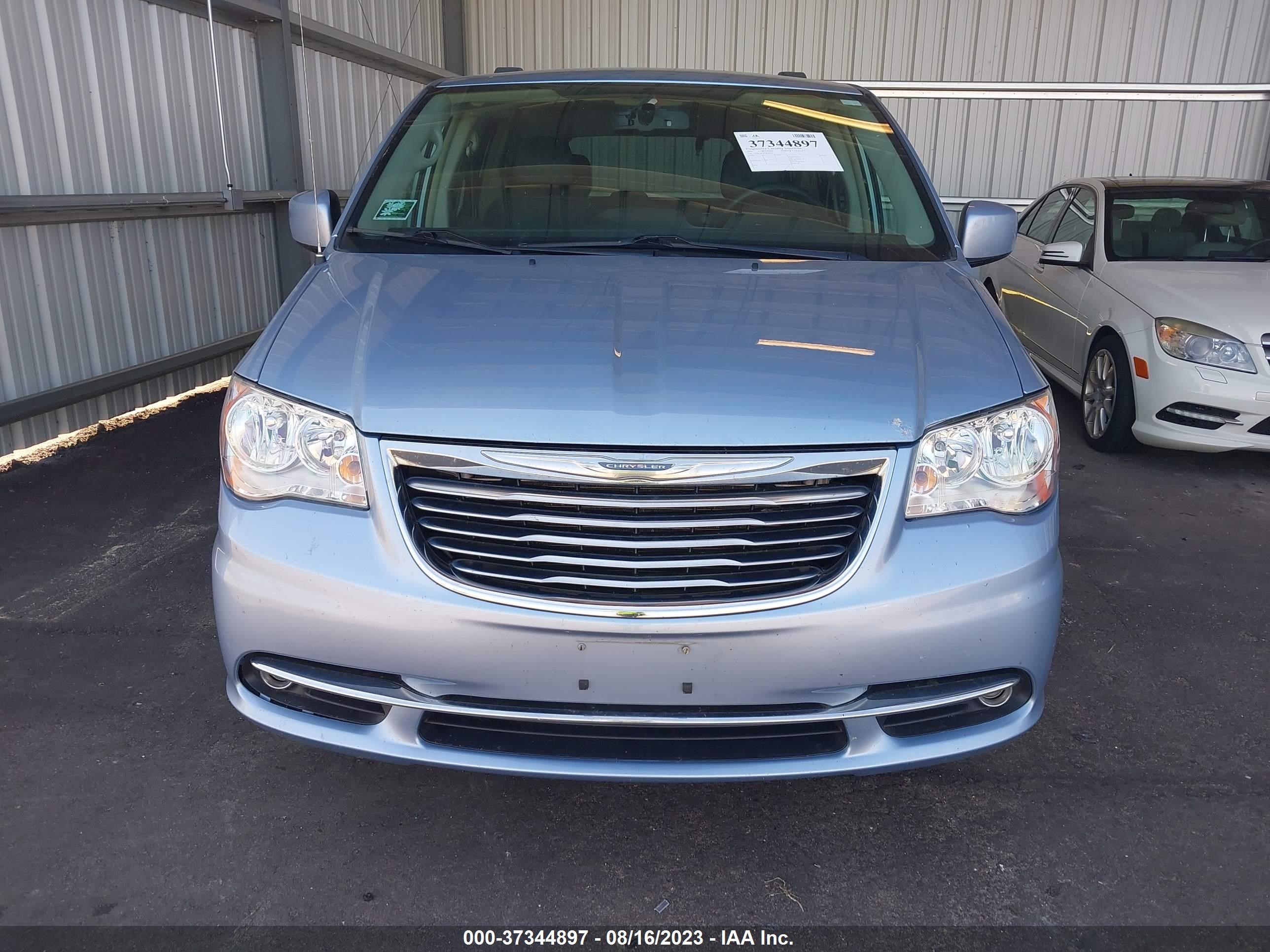 Photo 11 VIN: 2C4RC1BG0GR284650 - CHRYSLER TOWN & COUNTRY 