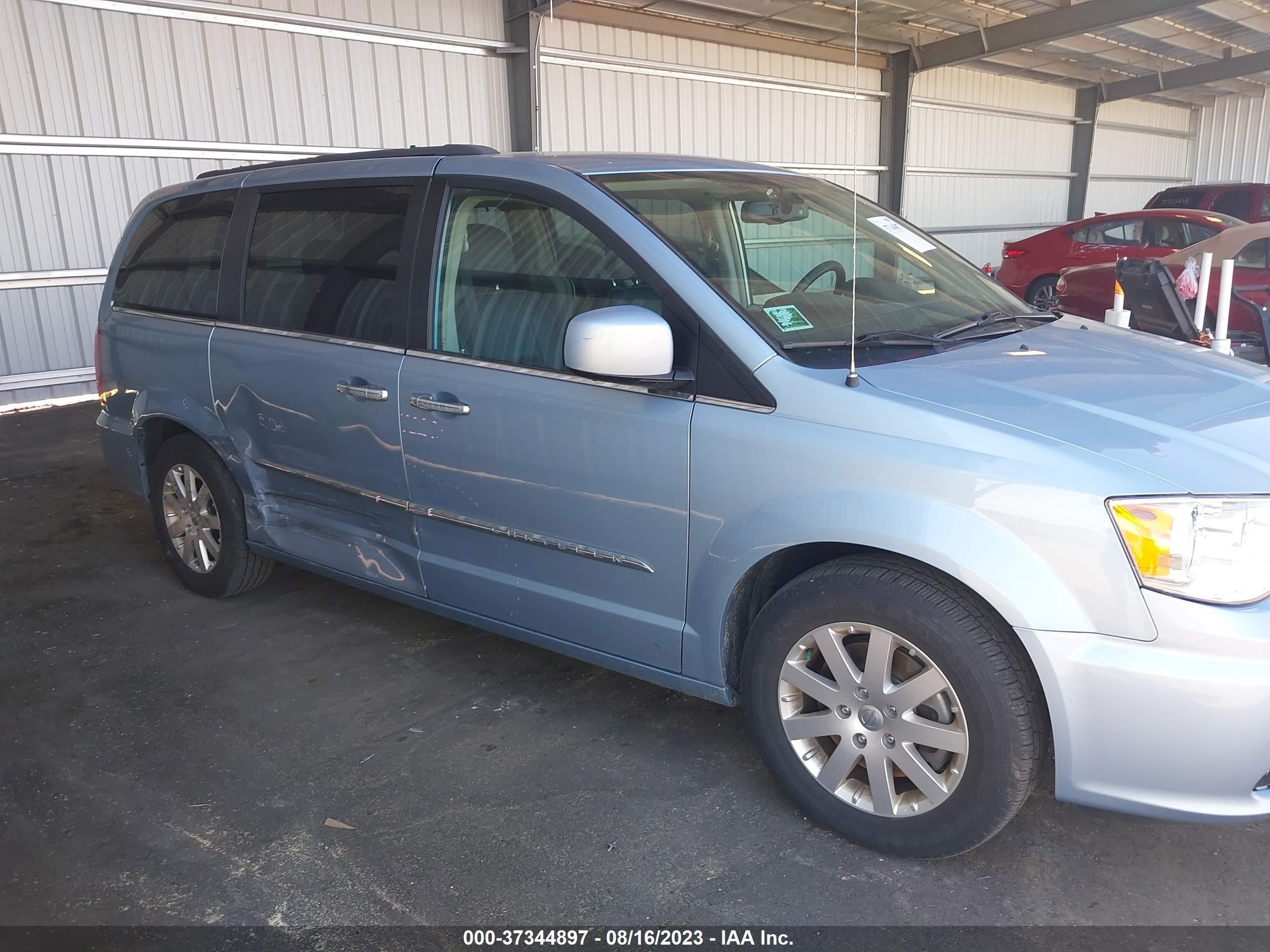 Photo 12 VIN: 2C4RC1BG0GR284650 - CHRYSLER TOWN & COUNTRY 