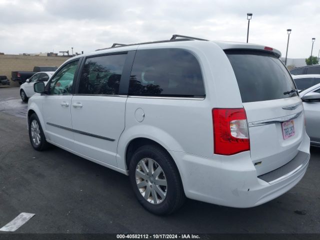 Photo 2 VIN: 2C4RC1BG0GR296488 - CHRYSLER TOWN AND COUNTRY 