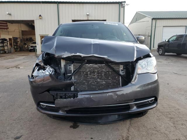 Photo 4 VIN: 2C4RC1BG0GR300460 - CHRYSLER TOWN & COU 