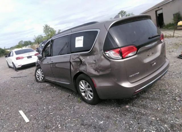 Photo 2 VIN: 2C4RC1BG0HR535555 - CHRYSLER PACIFICA 