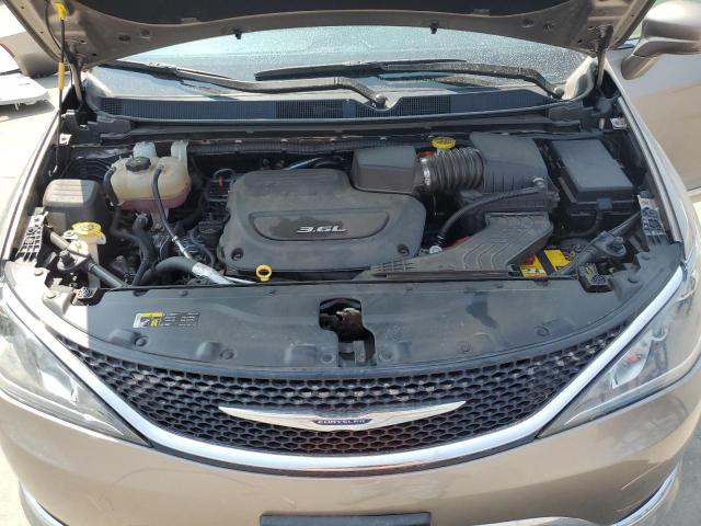 Photo 10 VIN: 2C4RC1BG0HR535989 - CHRYSLER PACIFICA 