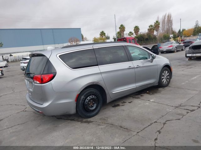 Photo 3 VIN: 2C4RC1BG0HR543851 - CHRYSLER PACIFICA 