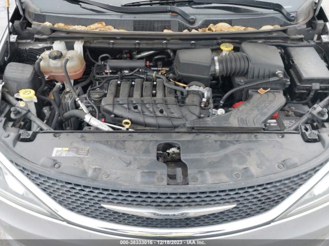 Photo 9 VIN: 2C4RC1BG0HR543851 - CHRYSLER PACIFICA 