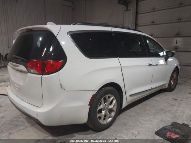 Photo 3 VIN: 2C4RC1BG0HR784888 - CHRYSLER PACIFICA 