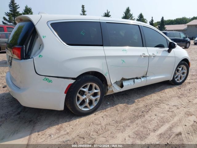 Photo 3 VIN: 2C4RC1BG0HR788424 - CHRYSLER PACIFICA 