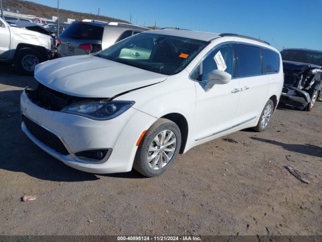 Photo 1 VIN: 2C4RC1BG0HR802998 - CHRYSLER PACIFICA 