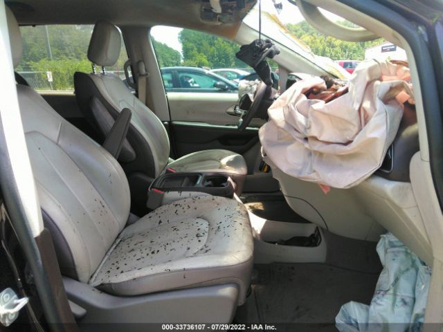 Photo 4 VIN: 2C4RC1BG0HR823589 - CHRYSLER PACIFICA 