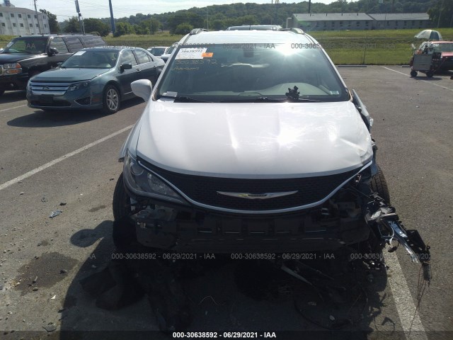 Photo 5 VIN: 2C4RC1BG0HR846824 - CHRYSLER PACIFICA 