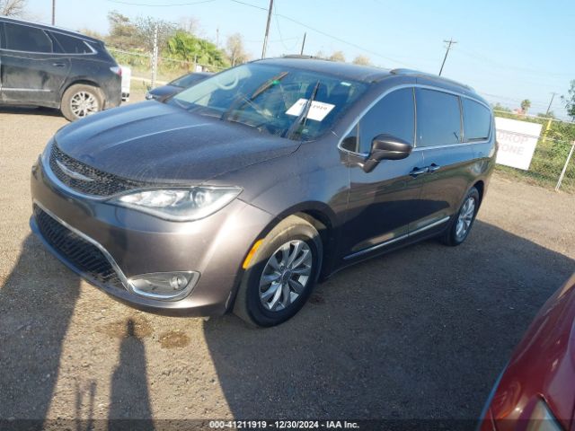 Photo 1 VIN: 2C4RC1BG0JR148848 - CHRYSLER PACIFICA 