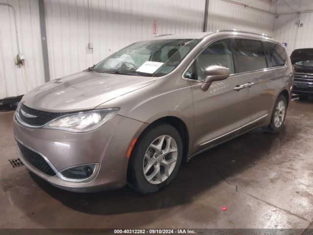 Photo 1 VIN: 2C4RC1BG0JR204593 - CHRYSLER PACIFICA 