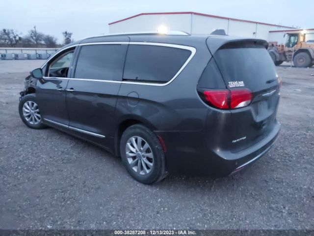 Photo 2 VIN: 2C4RC1BG0JR214332 - CHRYSLER PACIFICA 