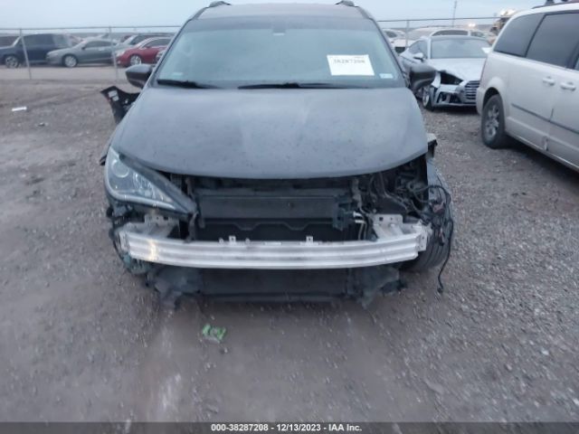 Photo 5 VIN: 2C4RC1BG0JR214332 - CHRYSLER PACIFICA 