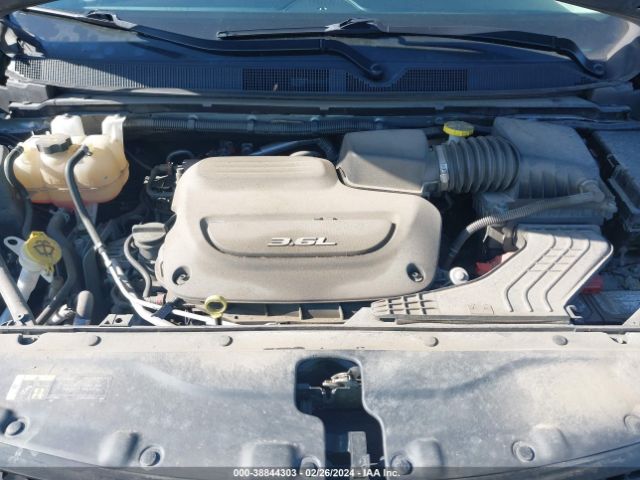 Photo 9 VIN: 2C4RC1BG0JR235004 - CHRYSLER PACIFICA 