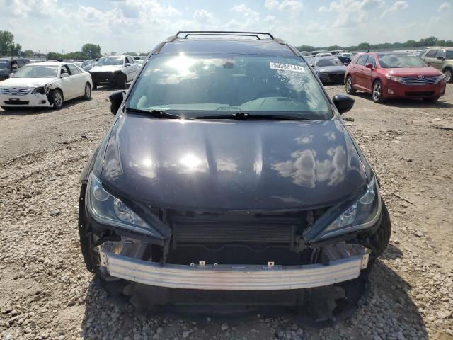 Photo 4 VIN: 2C4RC1BG0JR261389 - CHRYSLER PACIFICA 