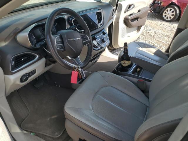 Photo 6 VIN: 2C4RC1BG0JR261389 - CHRYSLER PACIFICA 