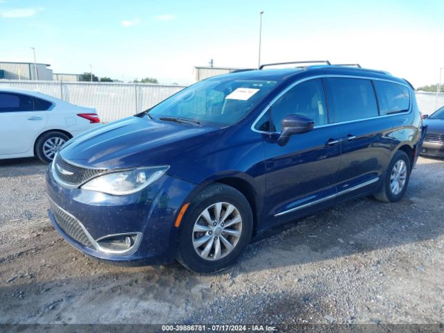 Photo 1 VIN: 2C4RC1BG0JR279813 - CHRYSLER PACIFICA 