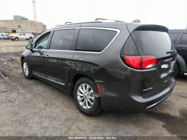 Photo 2 VIN: 2C4RC1BG0KR550533 - CHRYSLER PACIFICA 