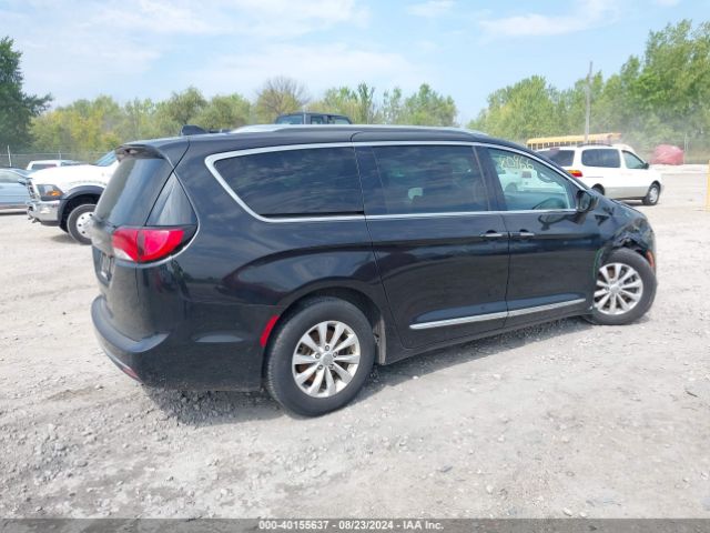 Photo 3 VIN: 2C4RC1BG0KR650406 - CHRYSLER PACIFICA 