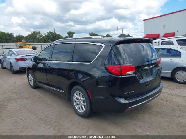 Photo 2 VIN: 2C4RC1BG0LR124858 - CHRYSLER PACIFICA 