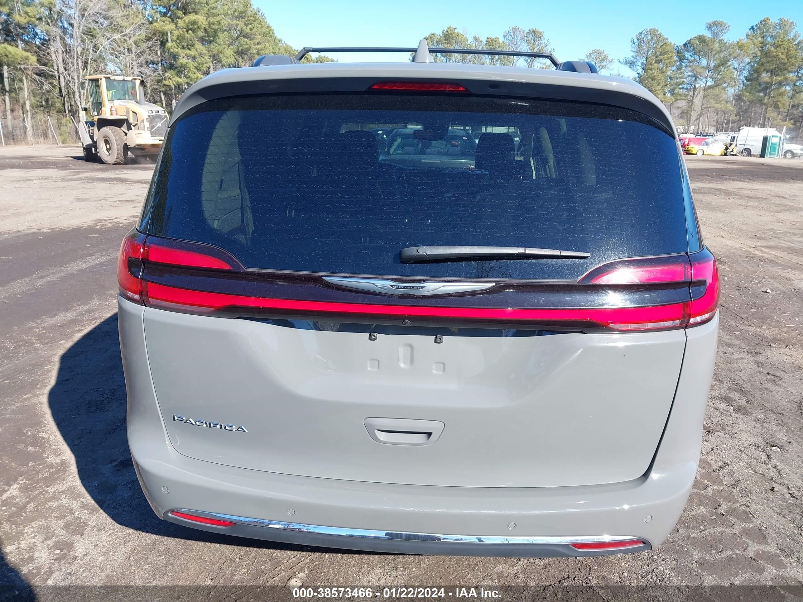 Photo 15 VIN: 2C4RC1BG0NR126077 - CHRYSLER PACIFICA 