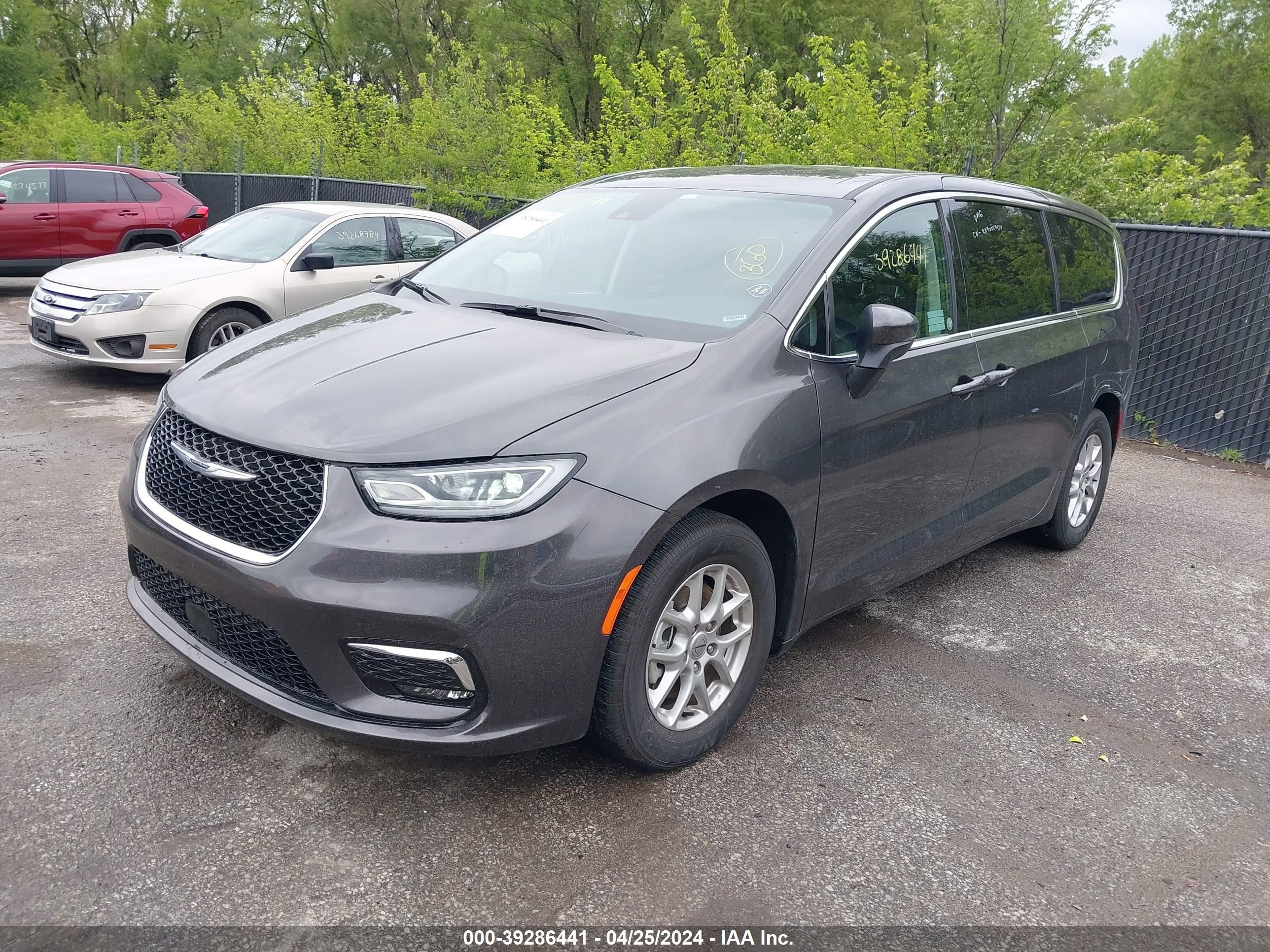 Photo 1 VIN: 2C4RC1BG0PR612732 - CHRYSLER PACIFICA 