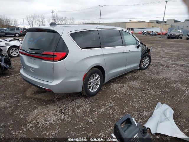 Photo 3 VIN: 2C4RC1BG0RR143533 - CHRYSLER PACIFICA 