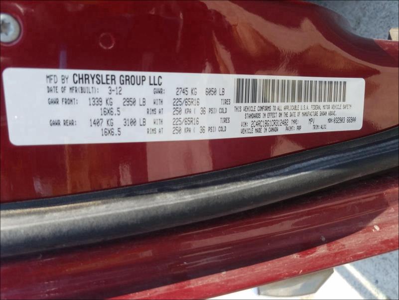 Photo 9 VIN: 2C4RC1BG1CR312482 - CHRYSLER TOWN & COU 