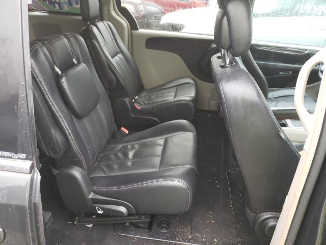 Photo 5 VIN: 2C4RC1BG1CR337978 - CHRYSLER TOWN & COU 