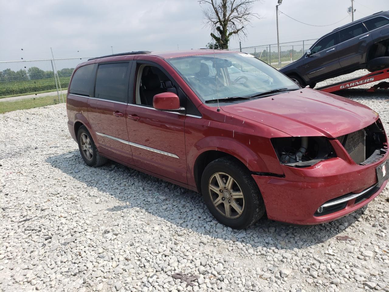 Photo 3 VIN: 2C4RC1BG1CR368261 - CHRYSLER TOWN & COUNTRY 