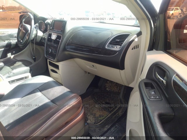 Photo 4 VIN: 2C4RC1BG1CR422996 - CHRYSLER TOWN & COUNTRY 