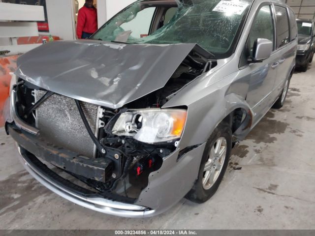 Photo 5 VIN: 2C4RC1BG1DR638297 - CHRYSLER TOWN & COUNTRY 