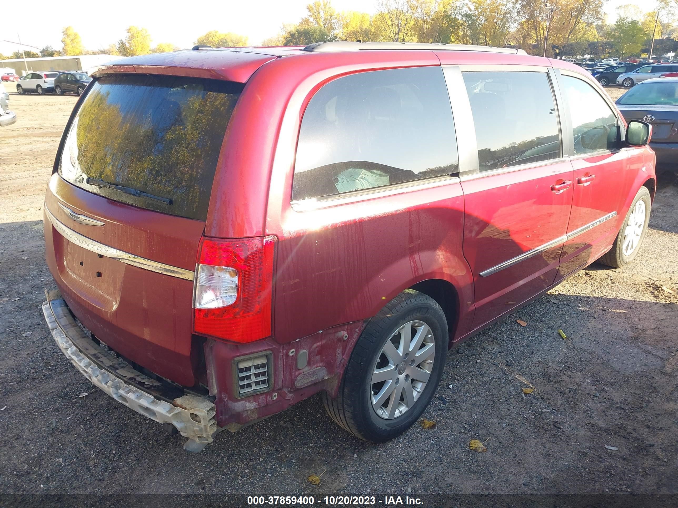 Photo 3 VIN: 2C4RC1BG1DR653172 - CHRYSLER TOWN & COUNTRY 