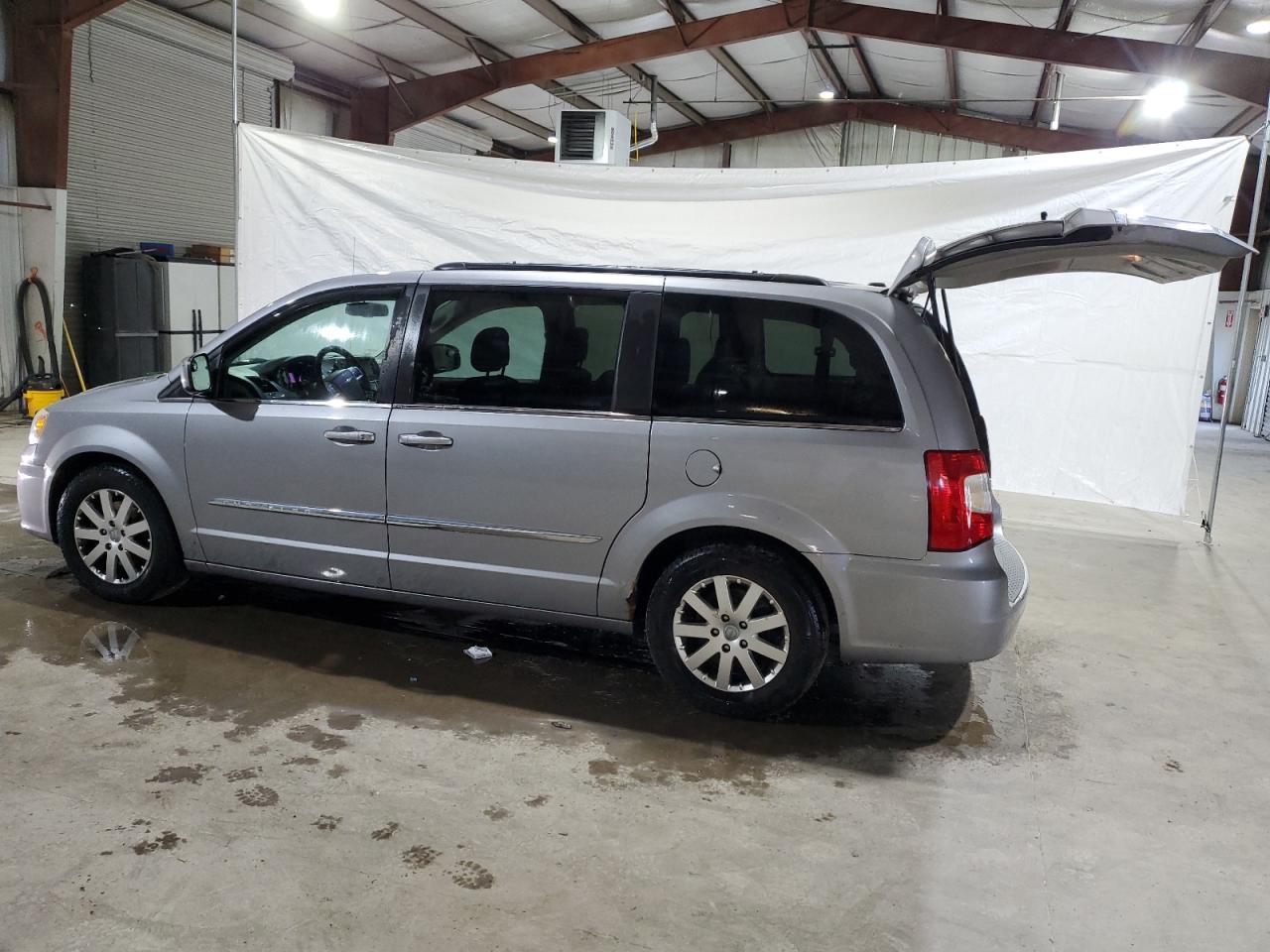 Photo 1 VIN: 2C4RC1BG1DR706016 - CHRYSLER TOWN & COUNTRY 