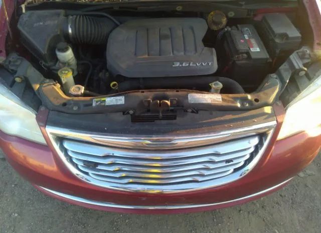 Photo 9 VIN: 2C4RC1BG1DR821389 - CHRYSLER TOWN & COUNTRY 