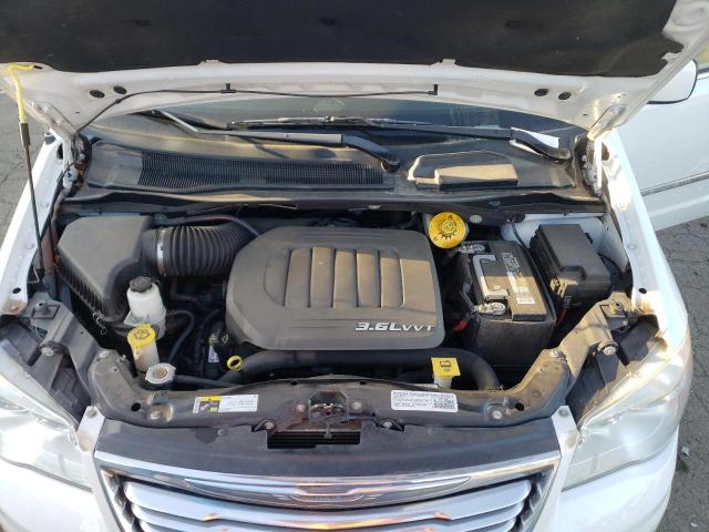 Photo 11 VIN: 2C4RC1BG1ER214961 - CHRYSLER TOWN & COU 