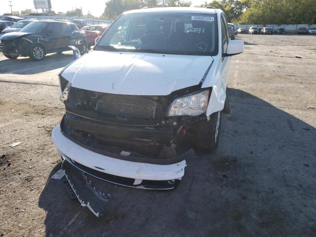 Photo 8 VIN: 2C4RC1BG1ER215964 - CHRYSLER TOWN & COU 