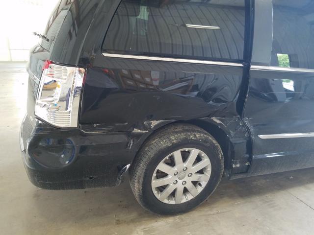 Photo 8 VIN: 2C4RC1BG1ER246969 - CHRYSLER TOWN & COU 