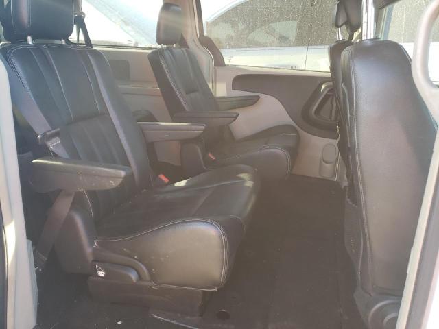 Photo 10 VIN: 2C4RC1BG1ER438229 - CHRYSLER TOWN & COU 