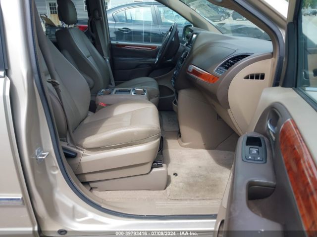 Photo 4 VIN: 2C4RC1BG1FR596197 - CHRYSLER TOWN AND COUNTRY 