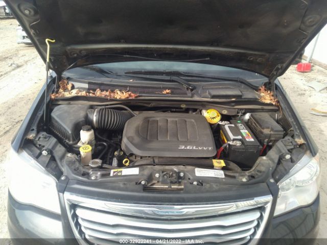 Photo 9 VIN: 2C4RC1BG1FR601222 - CHRYSLER TOWN & COUNTRY 