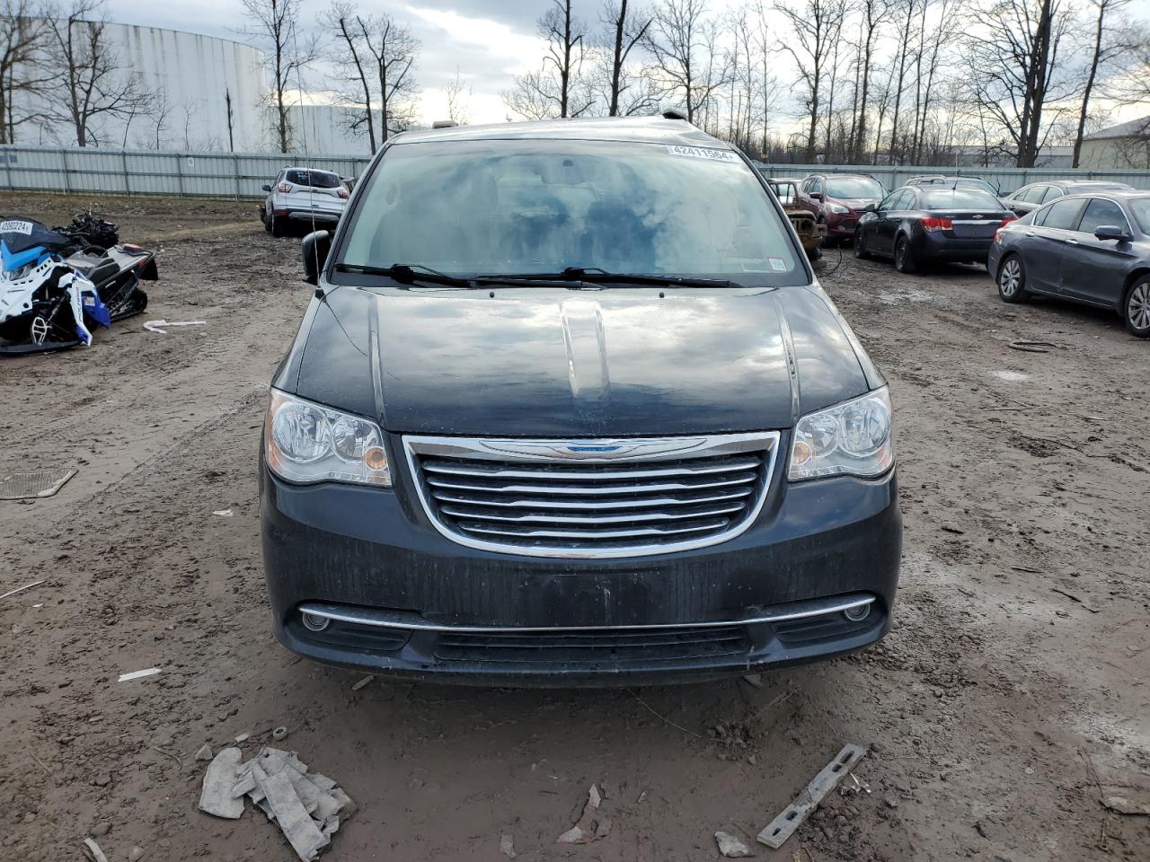 Photo 4 VIN: 2C4RC1BG1FR646032 - CHRYSLER TOWN & COUNTRY 