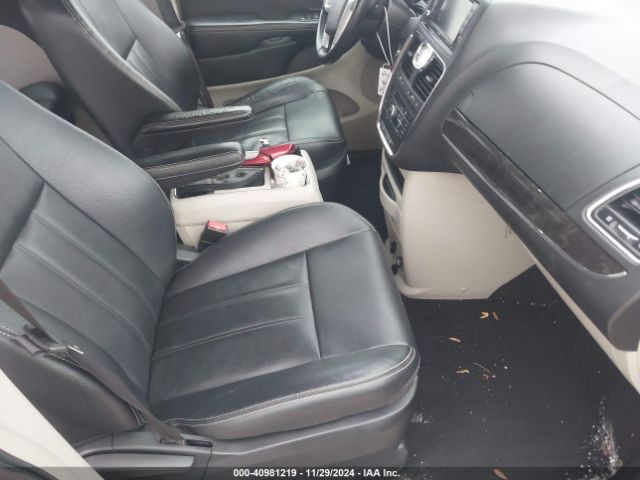 Photo 4 VIN: 2C4RC1BG1FR694064 - CHRYSLER TOWN AND COUNTRY 