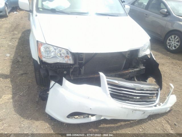 Photo 5 VIN: 2C4RC1BG1GR185786 - CHRYSLER TOWN & COUNTRY 