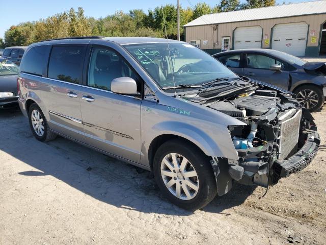 Photo 3 VIN: 2C4RC1BG1GR189546 - CHRYSLER TOWN & COU 