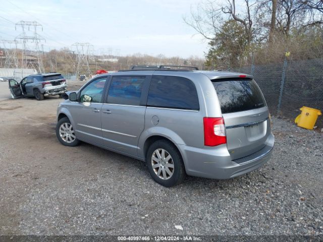 Photo 2 VIN: 2C4RC1BG1GR197842 - CHRYSLER TOWN AND COUNTRY 