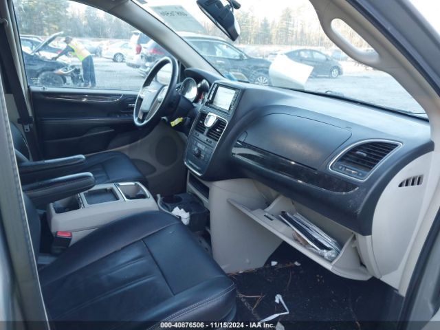 Photo 4 VIN: 2C4RC1BG1GR206393 - CHRYSLER TOWN AND COUNTRY 