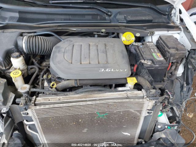 Photo 9 VIN: 2C4RC1BG1GR208483 - CHRYSLER TOWN AND COUNTRY 