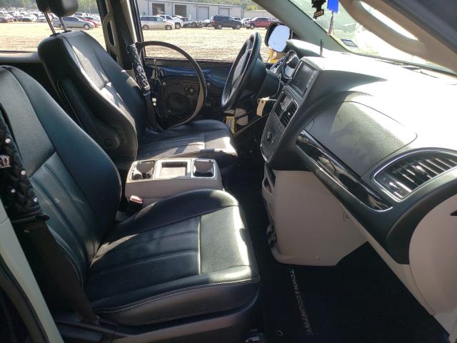 Photo 4 VIN: 2C4RC1BG1GR214493 - CHRYSLER TOWN & COU 